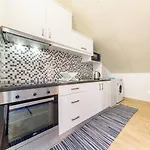 Camarata Flat By Mth *